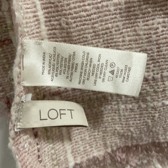 LOFT Pink Plaid Scarf - Picture 3 of 4